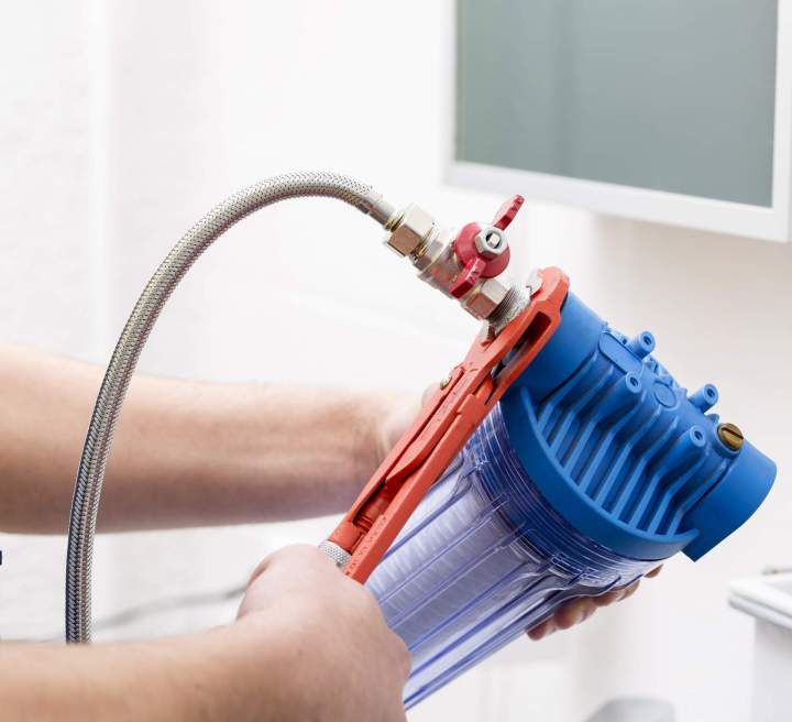 Solutions de traitement d'eau (filtres, adoucisseurs)